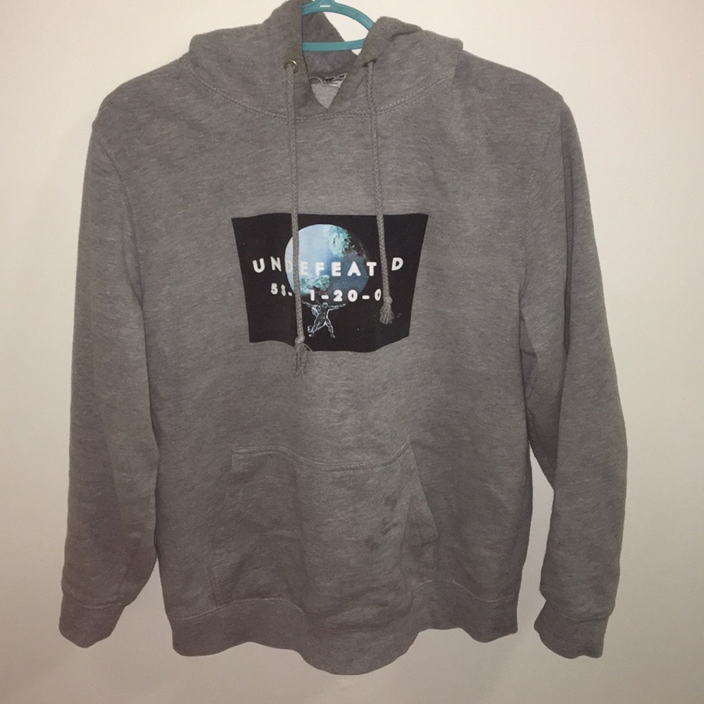 UNDEFEATED SWEATSHIRT